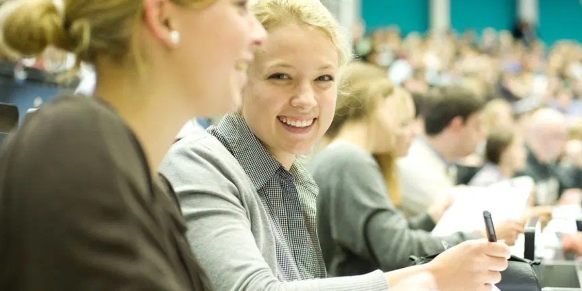 Header Deutschlandstipendium 1100X440